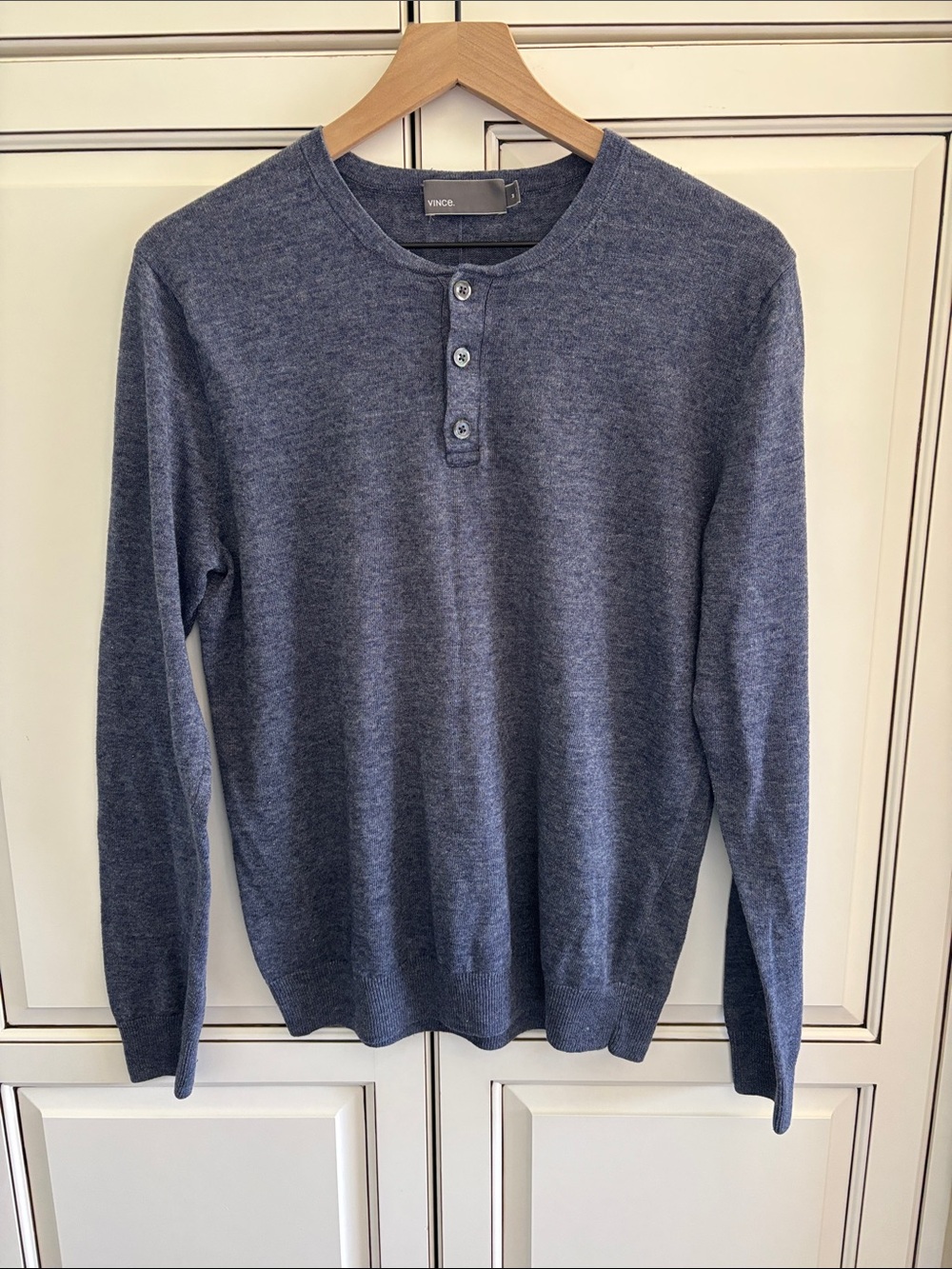 Vince Blue Linen Blend Knit Henley Sweater Pullover Shirt Mens Size Medium